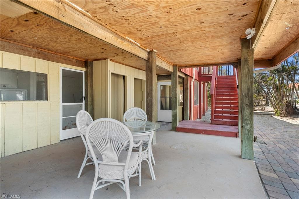 210 Miramar ST-32