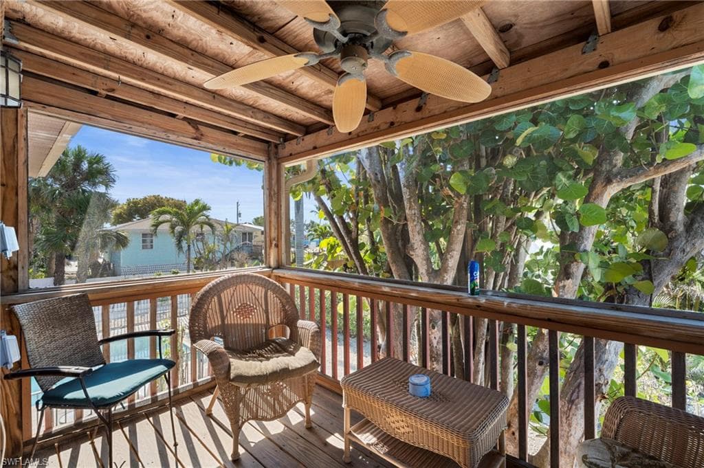 210 Miramar ST-8