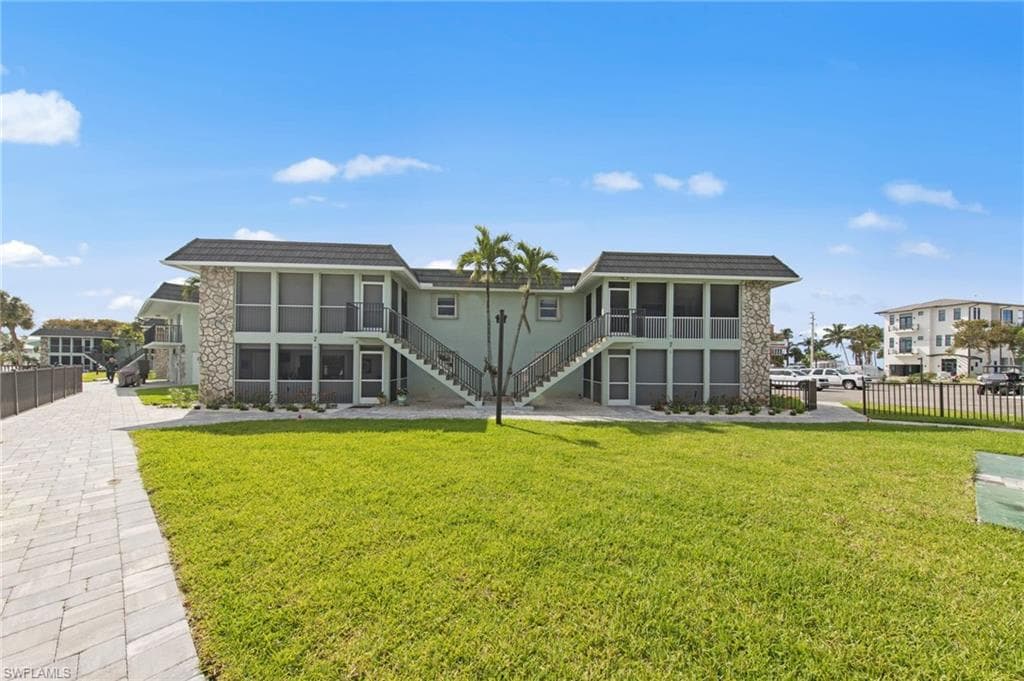 3045 Estero BLVD 7D-8