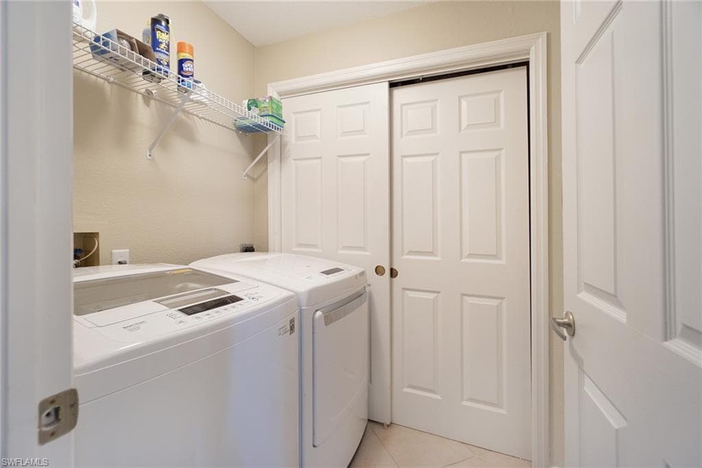 2220 Chesterbrook CT 204-20