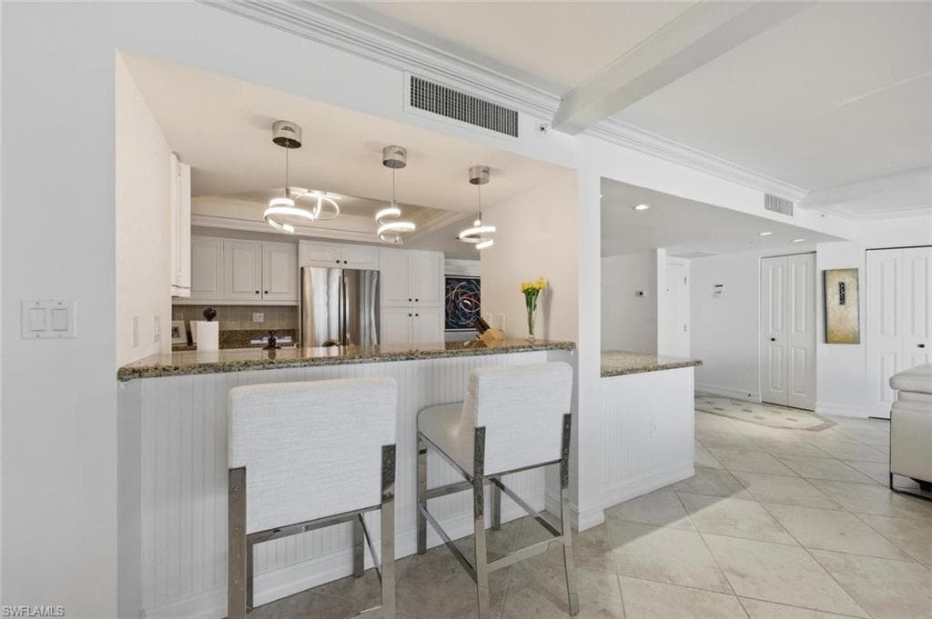 4751 Gulf Shore BLVD N PH7-11