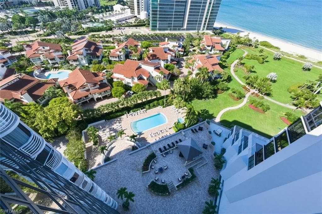 4751 Gulf Shore BLVD N PH7-31