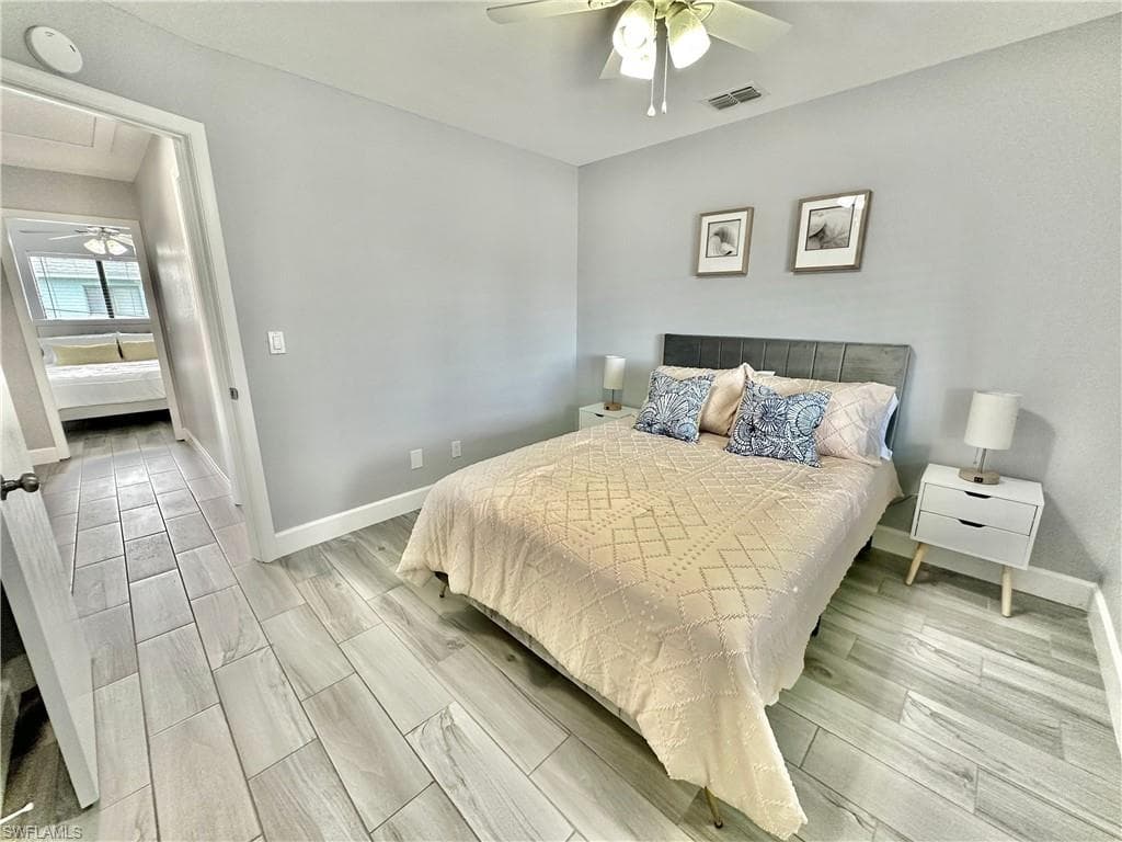 4903 Vincennes ST 210-5