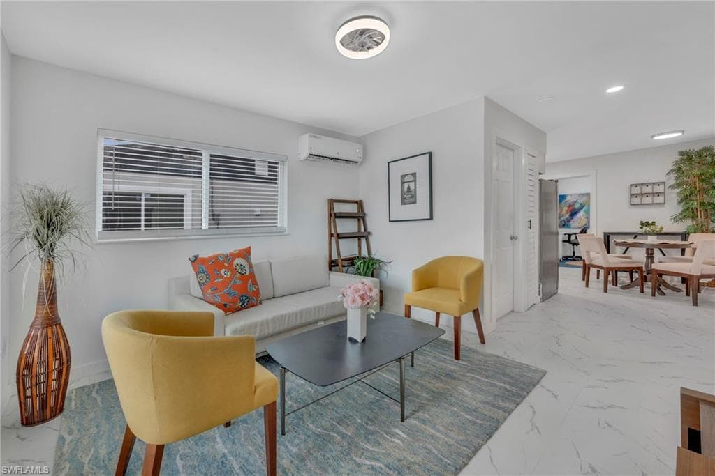 2566-2578 Jackson ST W-6