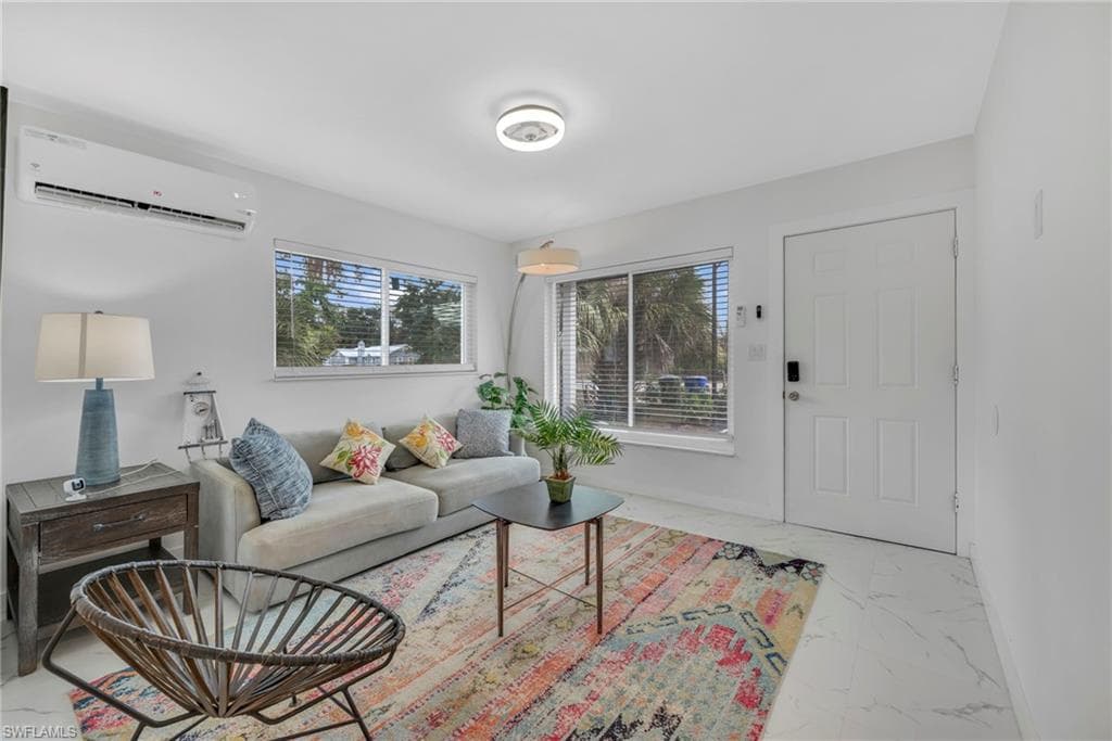 2566-2578 Jackson ST W-9