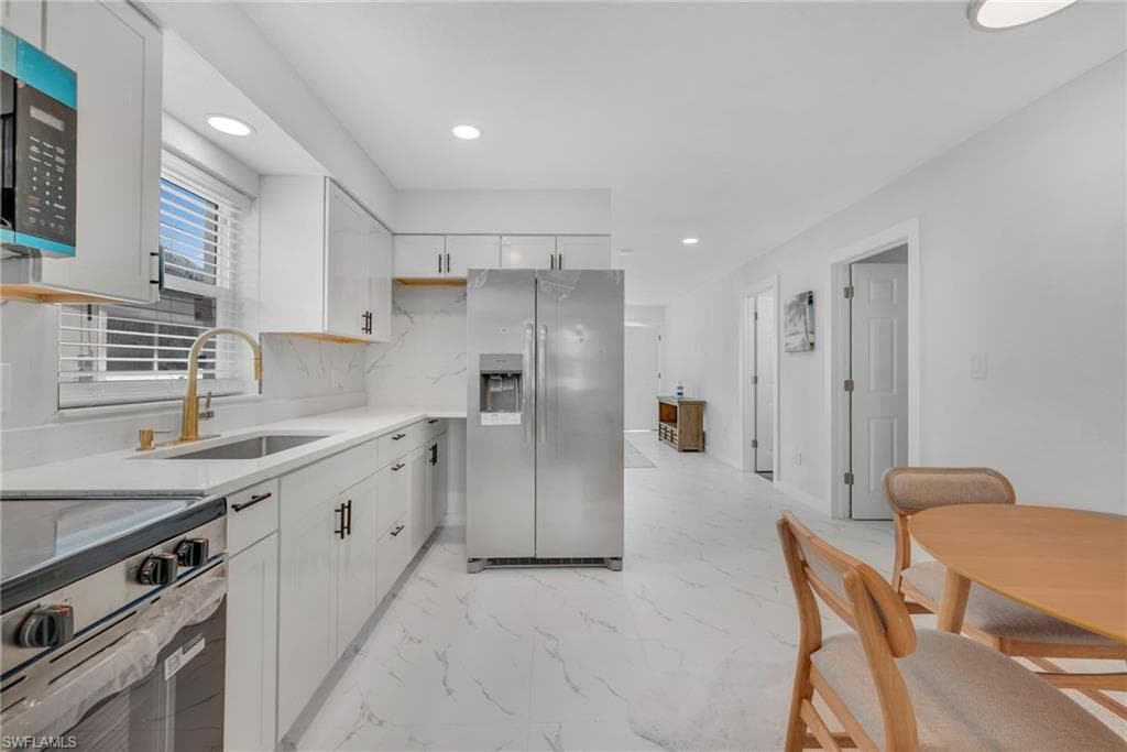 2566-2578 Jackson ST W-15