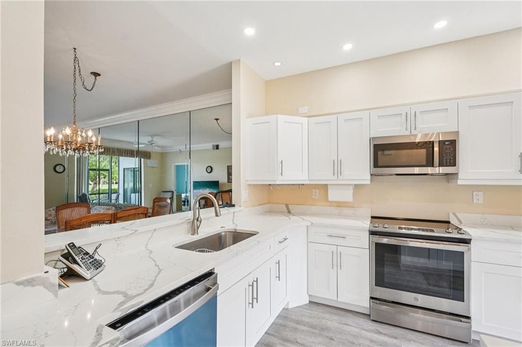7340 Coventry CT 809-6