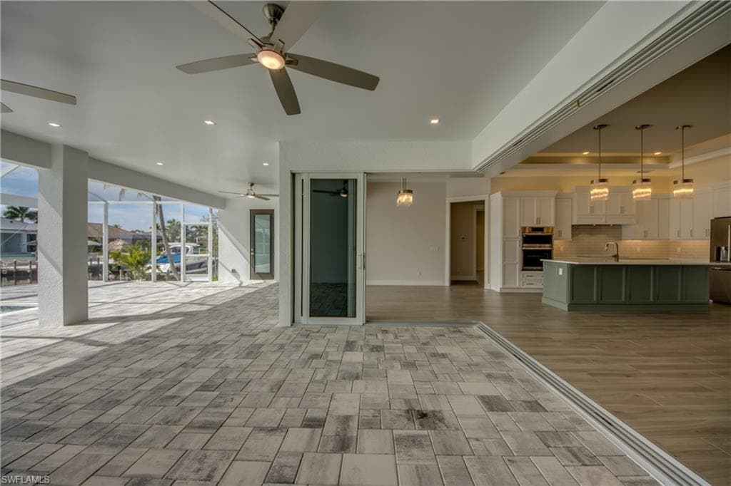5314 Colonade CT-34
