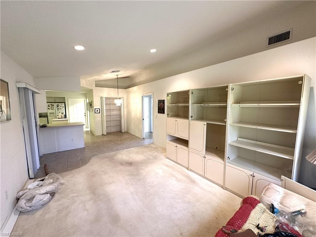 2409 Del Ray PL-13
