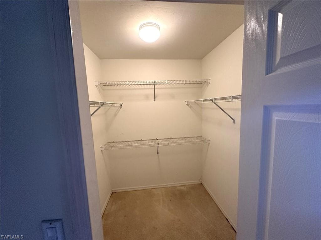 2409 Del Ray PL-17
