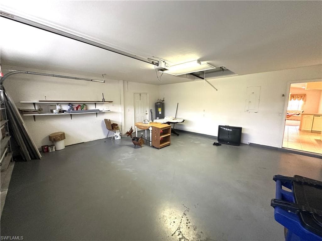 2409 Del Ray PL-28
