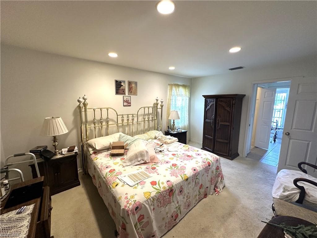 2409 Del Ray PL-15