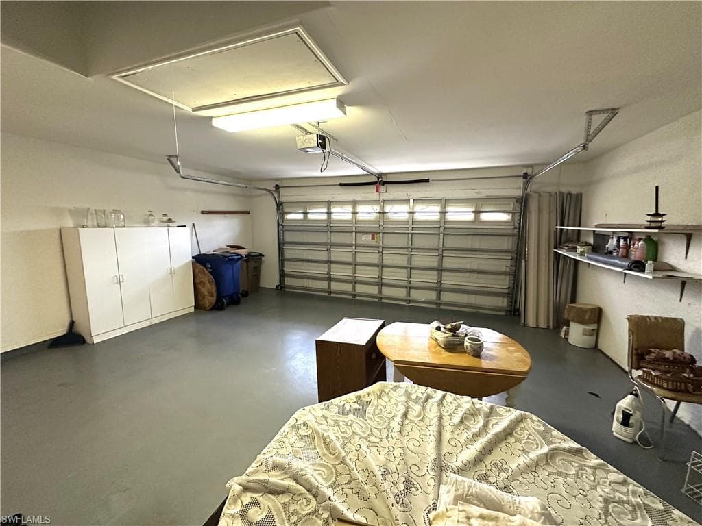 2409 Del Ray PL-29