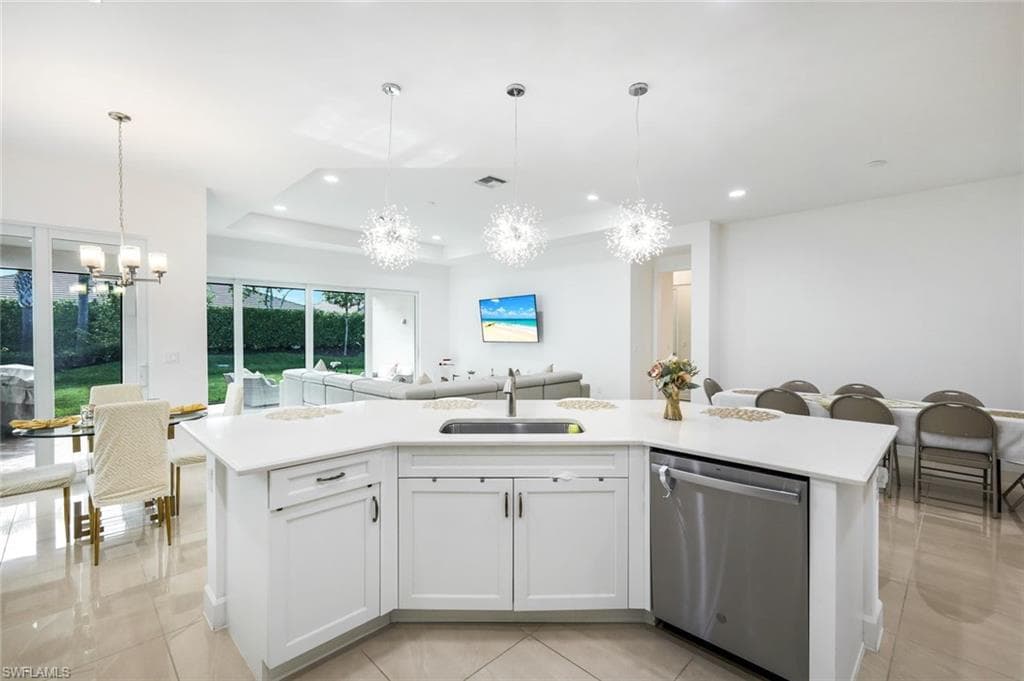 28604 Moraga LN-16