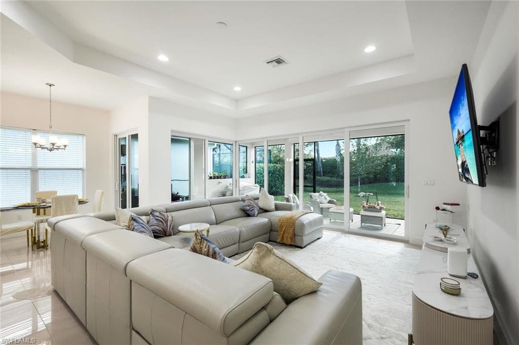 28604 Moraga LN-20