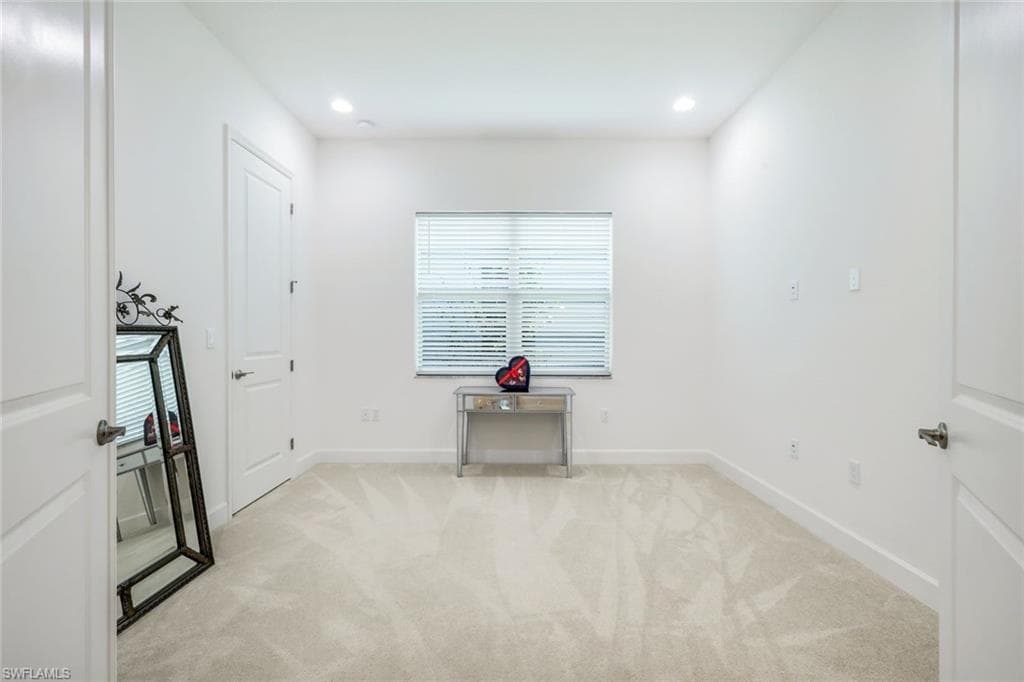 28604 Moraga LN-30