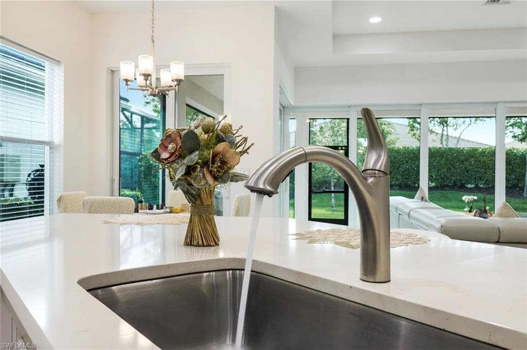 28604 Moraga LN-15