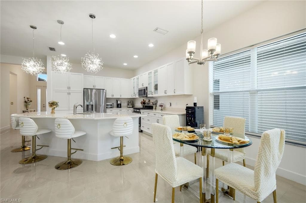 28604 Moraga LN-19