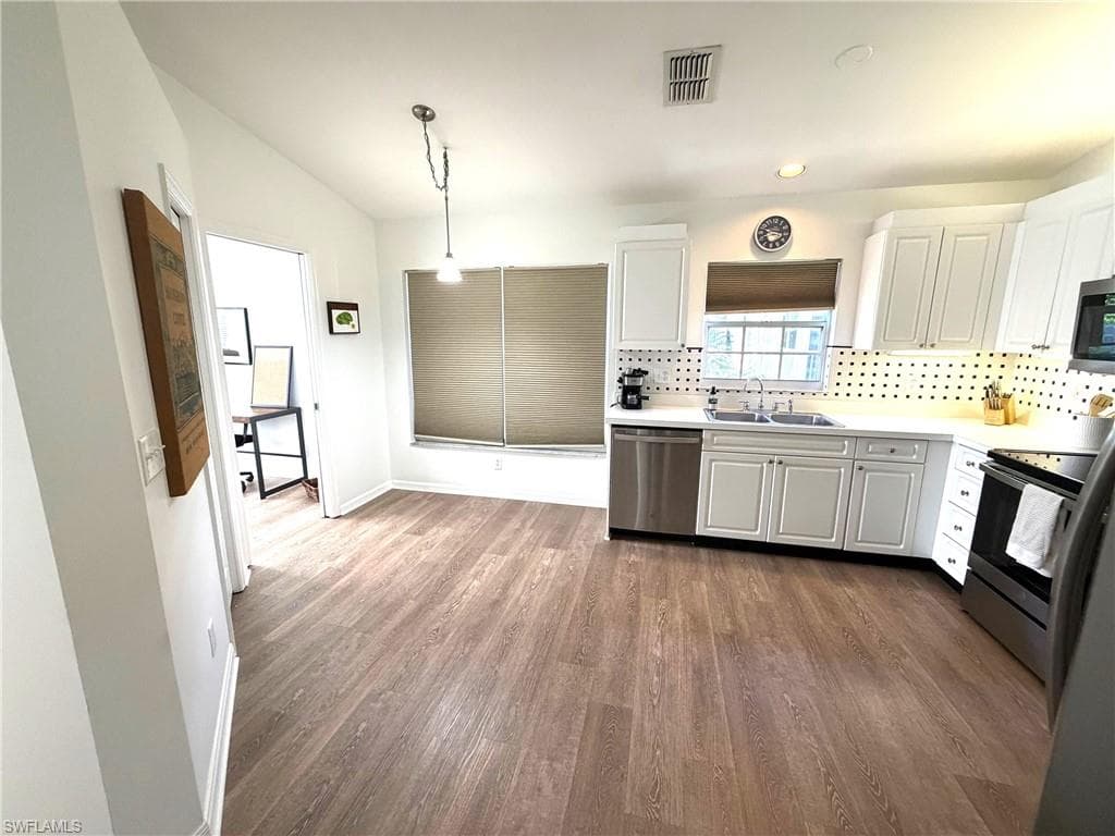3740 Fieldstone BLVD 104-9