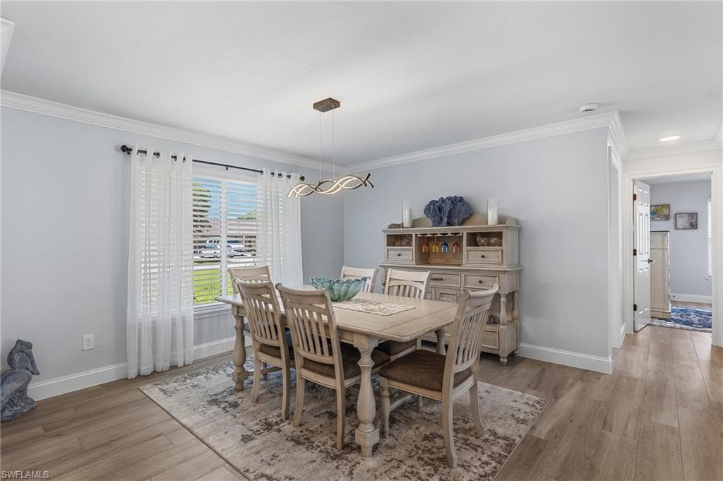 6048 Perthshire LN-12