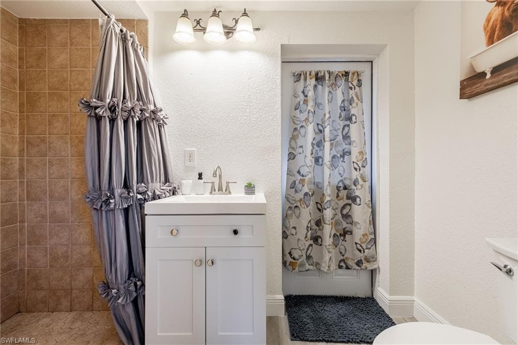 17041 E Lake DR-21