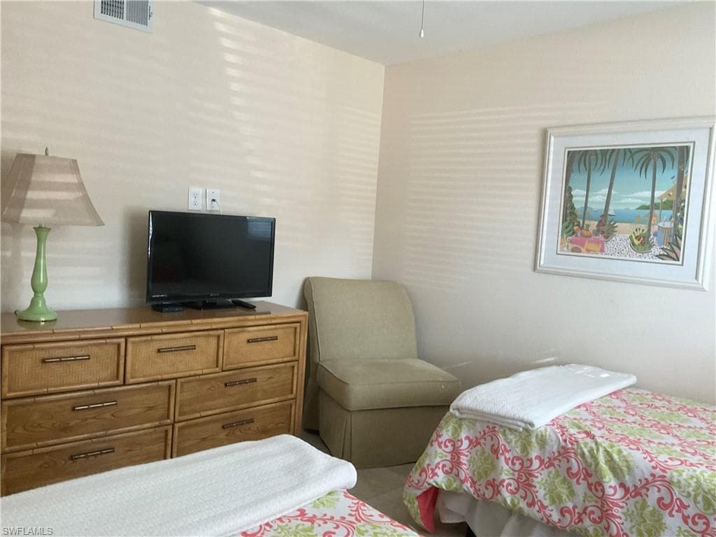 3062 Sandpiper Bay CIR K102-18