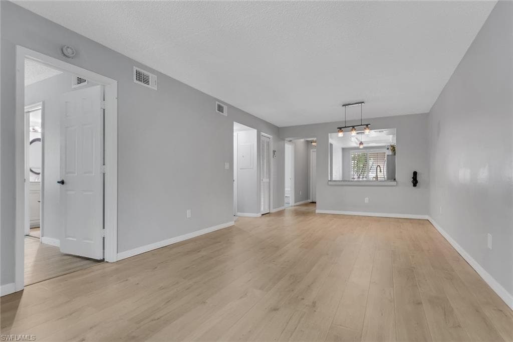 9861 Alabama ST 3-12