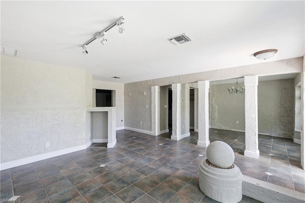 2204 Channel WAY-10