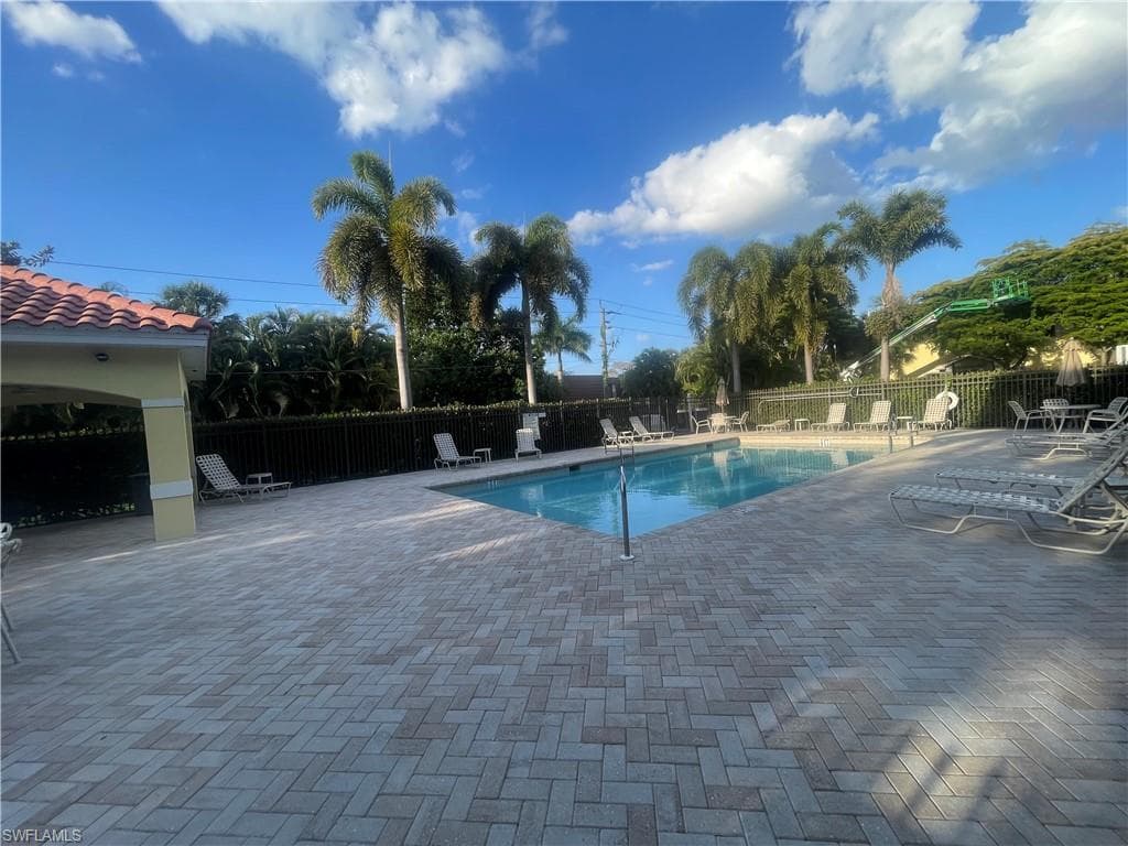 4361 Lazio WAY 903-50