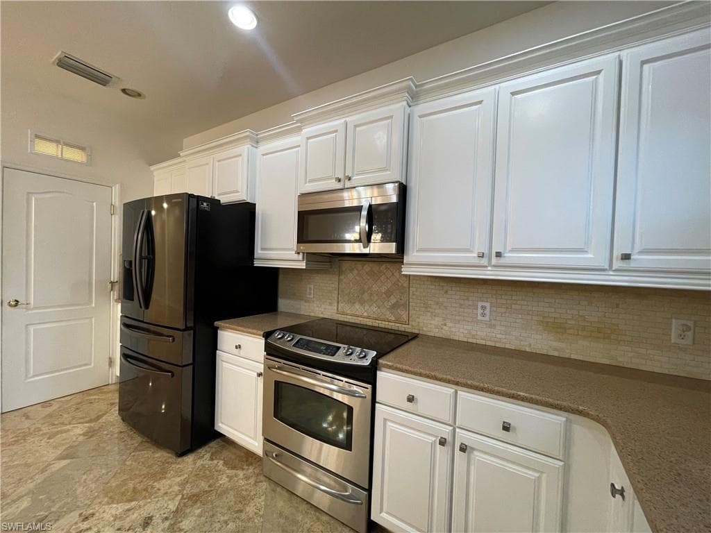 4361 Lazio WAY 903-11