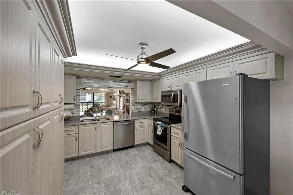 500 Misty Pines CIR 206-9