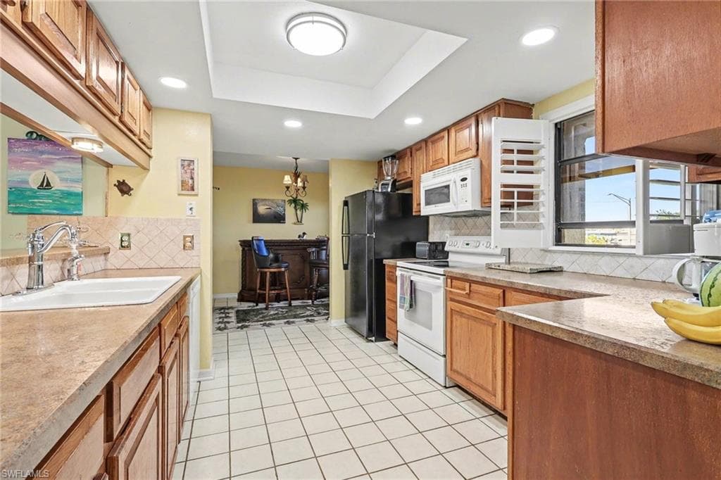 4703 SE 17th PL 205-6