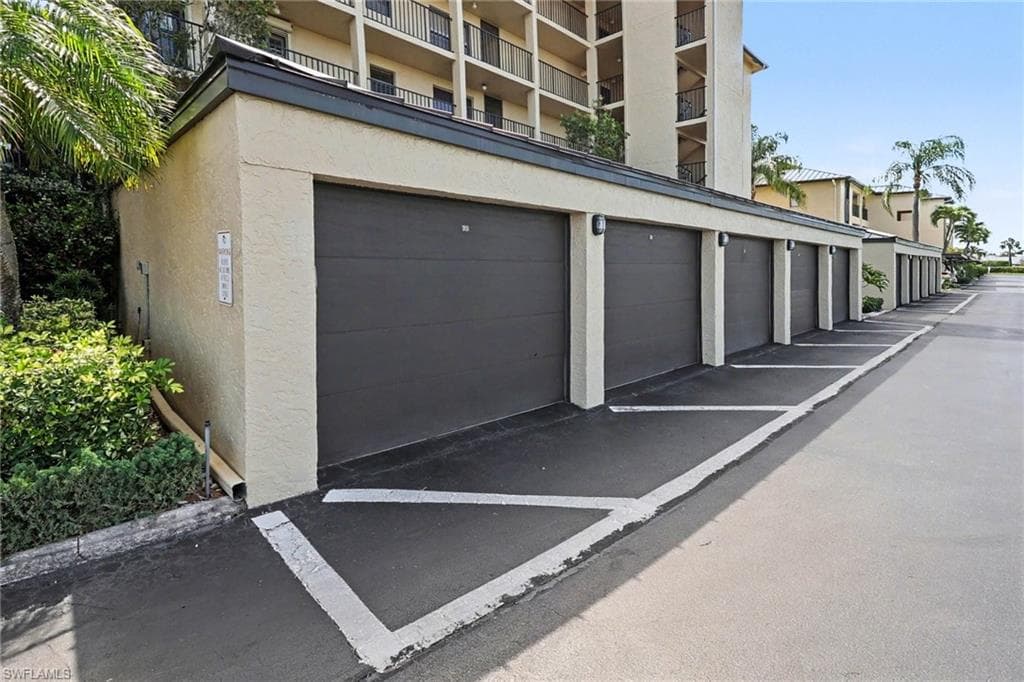 4703 SE 17th PL 205-1