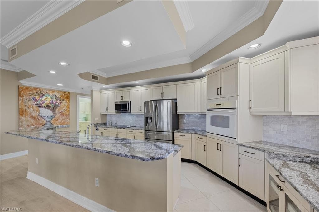 14300 Riva Del Lago DR 1001-8