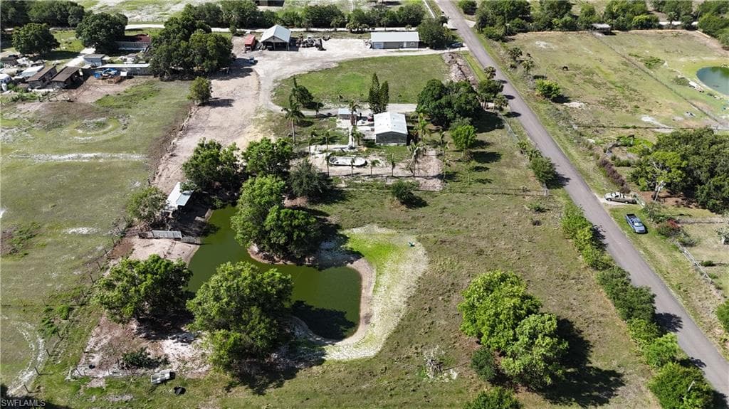 7850 Friendship LN-1