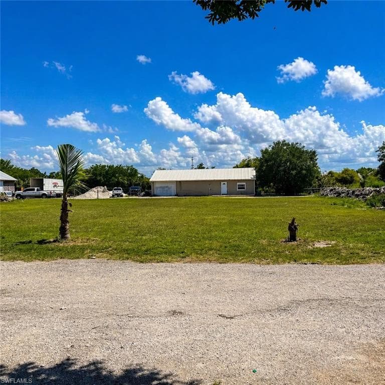 7850 Friendship LN-15