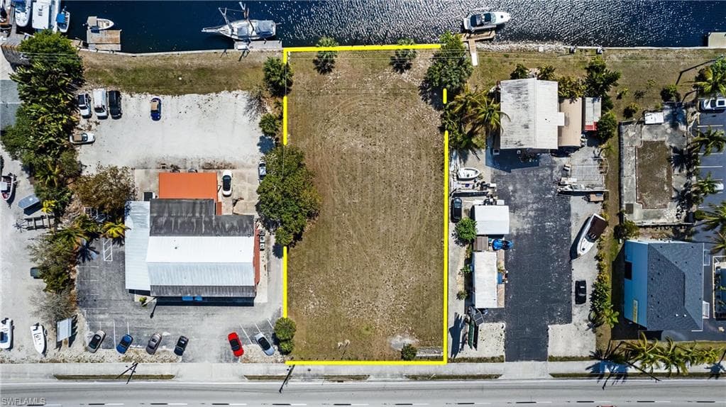 17721 San Carlos BLVD-5