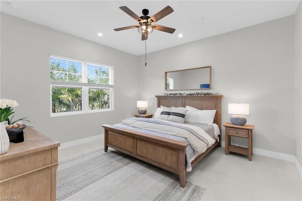 268 Indies DR E 202-13