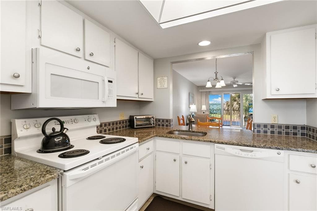 1024 Manatee RD C303-11