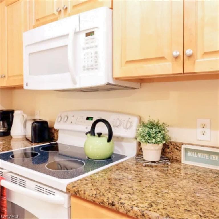 13100 Bella Casa CIR 337-8