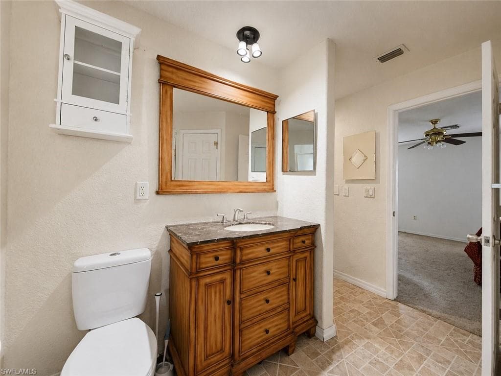 20 Hampton AVE-18
