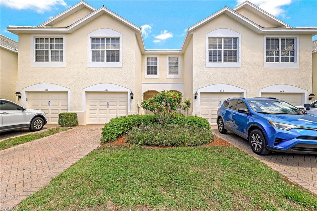 836 Hampton CIR 171-3