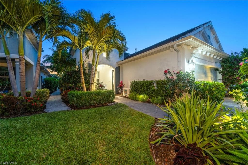 2302 Marquesa CIR-2