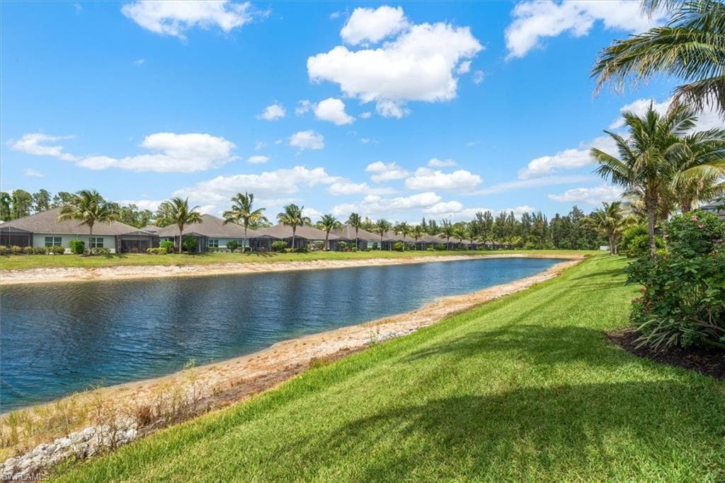 2302 Marquesa CIR-47