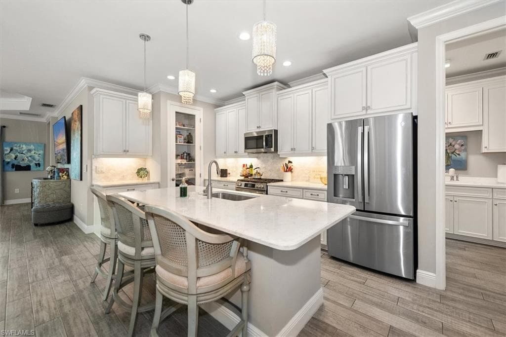 2302 Marquesa CIR-22