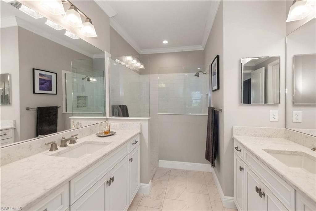 2302 Marquesa CIR-32