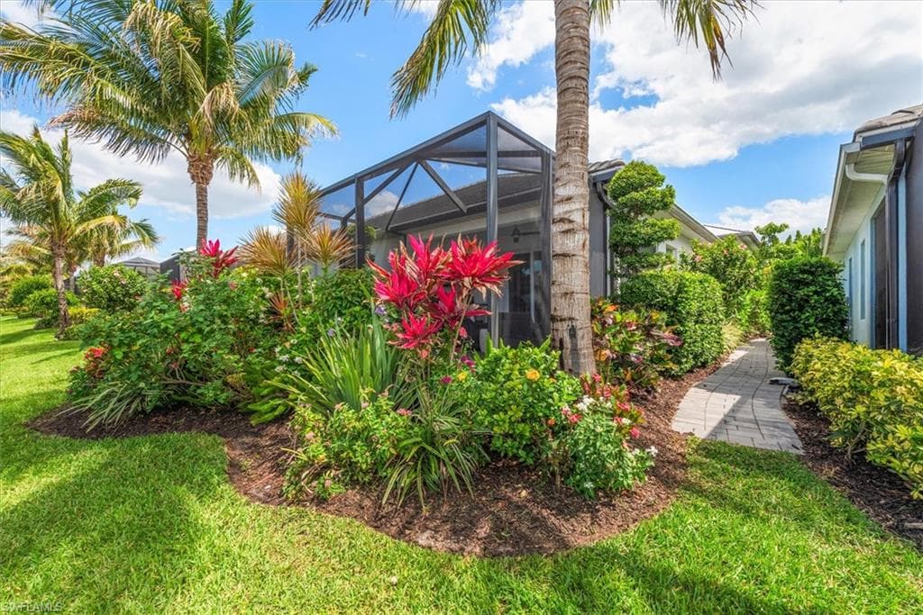 2302 Marquesa CIR-11