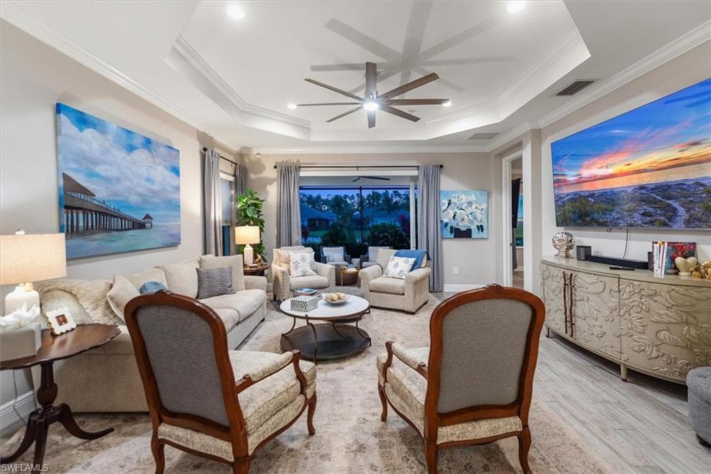 2302 Marquesa CIR-8