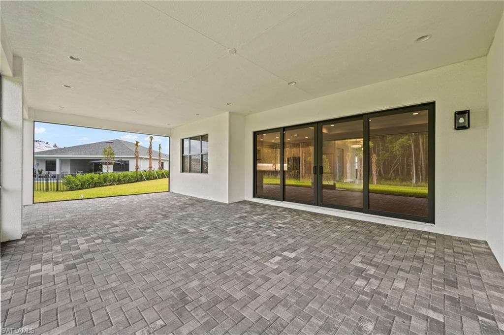 14313 Hogarth PL-32