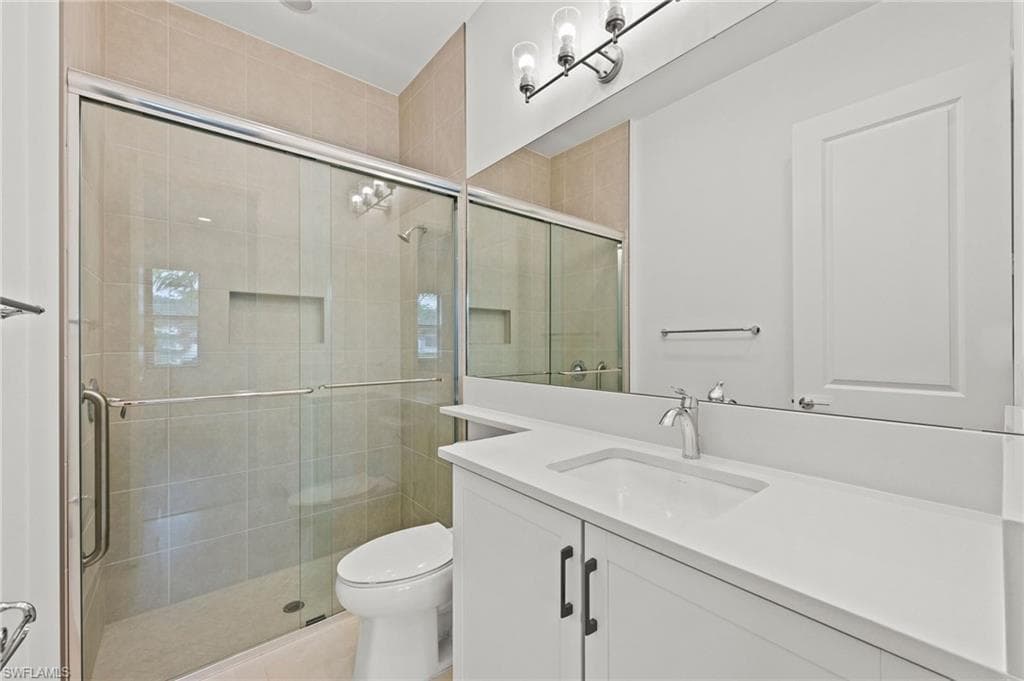 14313 Hogarth PL-24